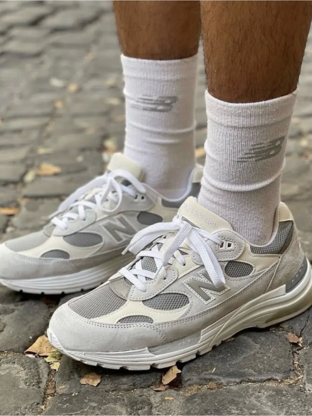 New Balance Men's 992 Core in grey
and White Made in USA